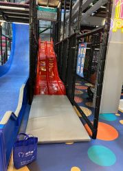 -动力星球家庭亲子游乐中心