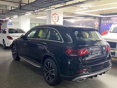 -奔驰上海利星(七宝店)