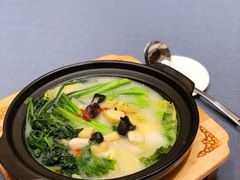 鱼汤杂菜煲-顺峰(农展馆店)