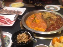 -沸炉重庆老火锅(军事博物馆店)