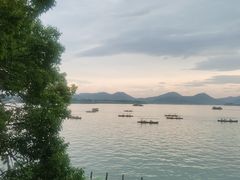 -湖畔居茶楼(湖滨店)