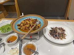 -饭橘汉江码头·乡野土菜馆(静安路店)