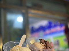 -古老冰山特色冰淇淋店(艾提尕尔店)