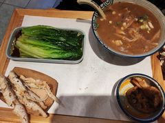 小黄鱼-头壹号 大油条·老长沙盖码饭(北辰店)