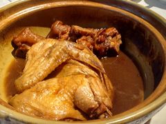 猪手煲土鸡-麓湘小镇(开福万达广场店)