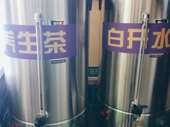-京穆兰兰州牛肉面·清真(盛龙广场店)