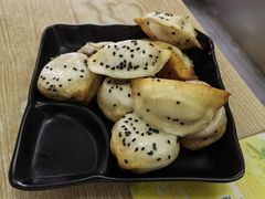 -香山胡记吴江路生煎(灵山路店)