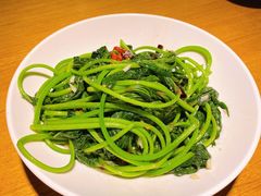 清炒空心菜-胡马八破·川菜小馆(高新万达店)