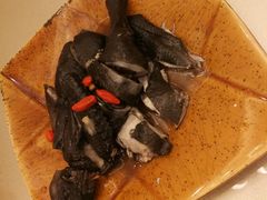 药膳鸡-沙龙酒家