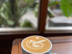 拿铁-VESH COFFEE(定西路店)