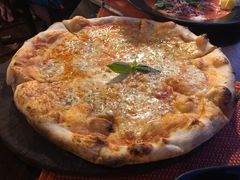 -Trattoria Altrove