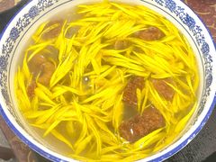 -火烧房子菊花米线(兴盛路店)