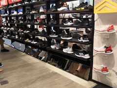 -adidas(正佳广场店)