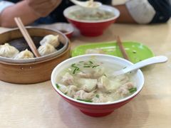 -珊珊小笼馆(仙霞路店)