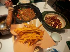 -费大厨辣椒炒肉(黄兴中心广场店)