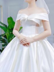 -艾慕婚纱礼服馆(和平店)
