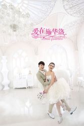 -施华洛婚纱摄影会所(范阳中路店)