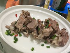 -民族手抓羊肉馆·滩羊手抓·烤全羊