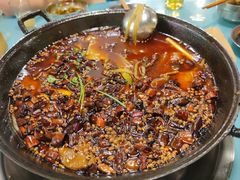 -鸿顺老铁锅美蛙鱼府(解放碑店)