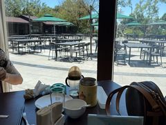 -静之湖湖畔餐厅