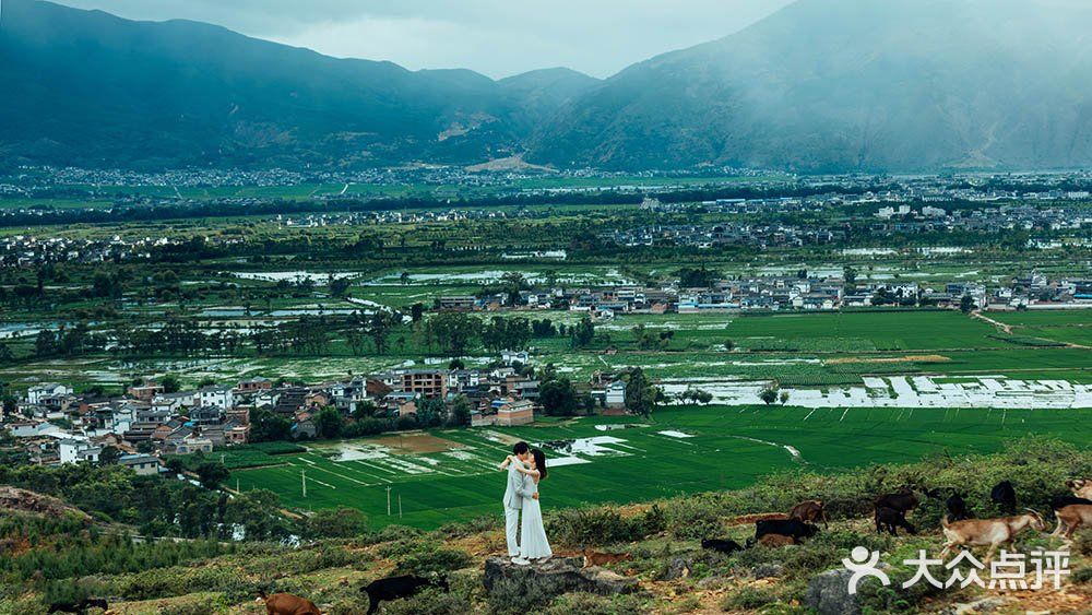不出国门感受别样的风景大理旅拍婚纱照