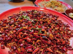 -半步颠小酒馆(繁花中心)