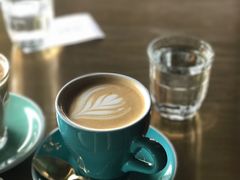 -UNI UNI(环亚凯瑟琳店)