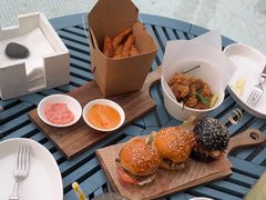 -瑰丽酒店·海吧·天际下午茶·现场DJ·天台酒吧