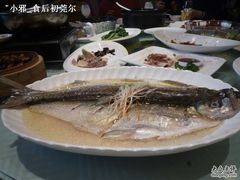 -梅花香里大酒店(郁金香路店)