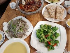 -溢心园香河肉饼总店
