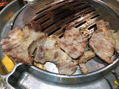 -哈哈碳都·牛肋条无限自助烤肉(台江万达店)