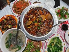 发财甜麻海鲜锅-金多鱼大排档·烤鱼·烧烤·宵夜(江南水都店)
