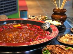 -八一路好吃街(雨田商务大厦店)