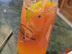 -秘密旅行Bonjour(黑金冠 江南西店)