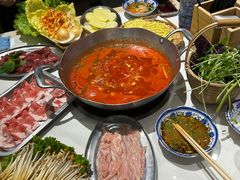 -王奋斗贵州酸汤牛肉火锅