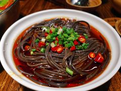 -亮欢寨酸汤鱼(沙冲路店)