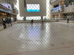 -冰纷万象滑冰场(二七万象城店)