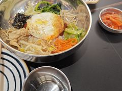 -许哥东北烧烤·铁丳烤串·宫后夹肉(繁花中心店)