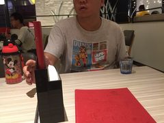-必胜客(武汉欢乐谷店)