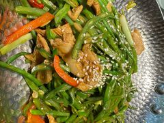 腊肉炒刀豆-姑苏家宴·苏帮菜·松鼠桂鱼(苏州总店)