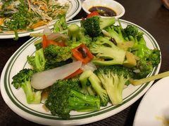 XO酱炒西兰花-乾坤饭店