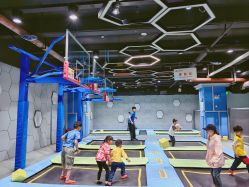 -反弹蹦床公园(南坪万达店)