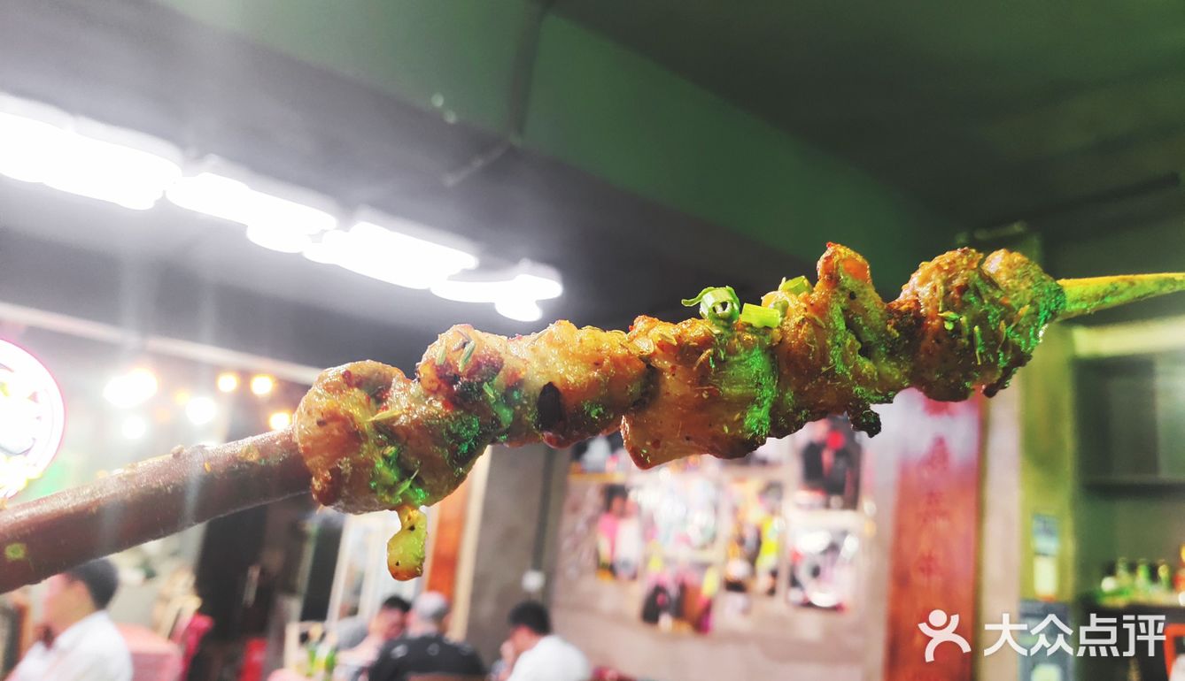 这是一家连干拌面都好吃的烧烤店[调皮]