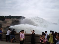 -黄河小浪底水利枢纽风景区