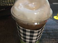 -莓园冰淇淋店
