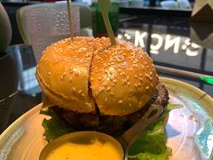 -DEEP·深美式餐吧(五棵松华熙LIVE店)