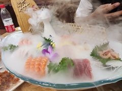 -青瓦餐厅·生鱼片·韩园烤肉(西塔店)