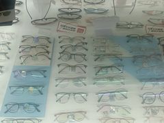 -精视达眼镜•专业儿童配镜中心(学府大道店)