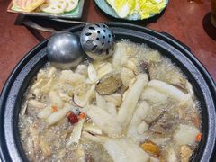 -菌之家·专业纯野生菌火锅·特色炒菌