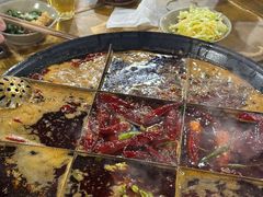 -正南齊北重庆老火锅(光华村直营店)